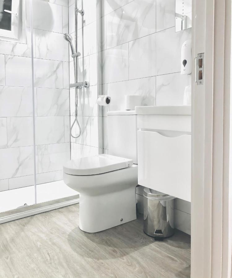 Holtwhites Hotel Enfield Luaran gambar
